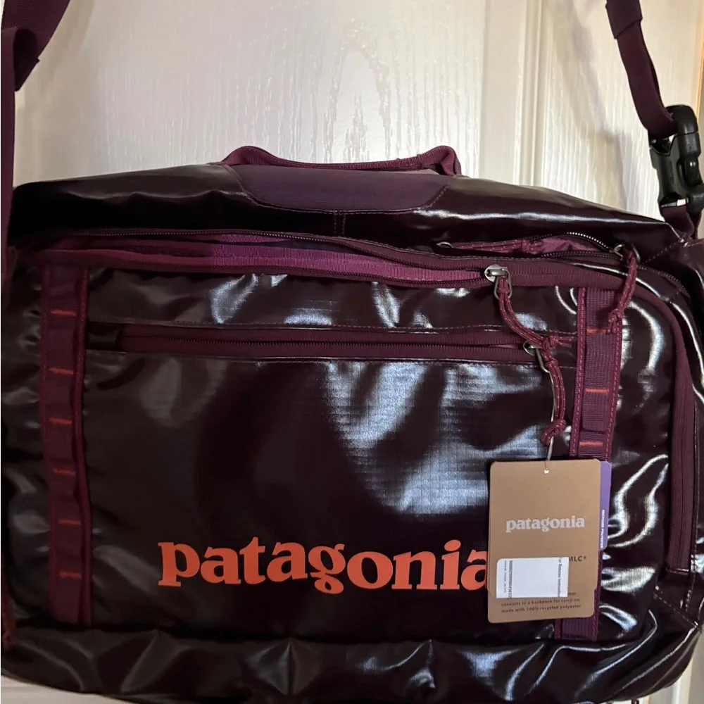 NWT Patagonia Black Hole Mini MLC 26L Travel Laptop Bag Pack Backpack #49265 - Picture 13 of 14